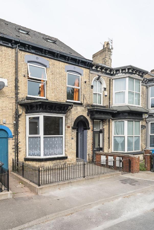 Art-Filled Bohemian 1 Bedroom Apt 2 Beds Colourful Praise Inn Apartment Kingston upon Hull Exterior foto